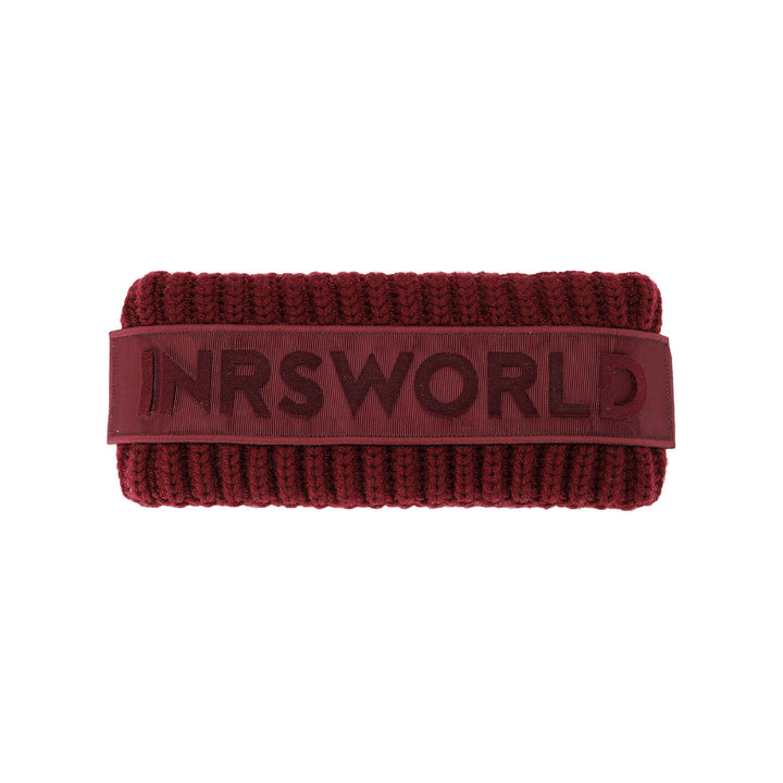 a red knitted headband with the word'nrsworld on it